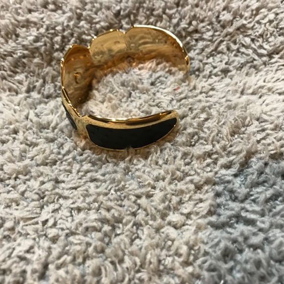 Rustic Cuff cuff bracelet - Picture 2 of 3